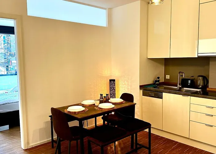 Beefree Connect Metro Bus Shops Olympia Apartamento *